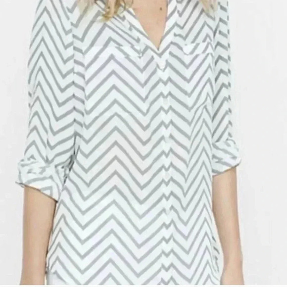 3/$20 EXPRESS the portofino shirt sm collared chevron high low adjustable sleeve - Picture 6 of 6